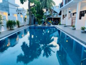 Deluxe Room Pool View 7