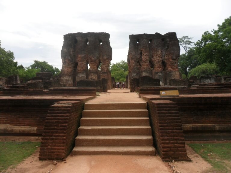 Gal Vihara heritage sculptures in Polonnaruwa